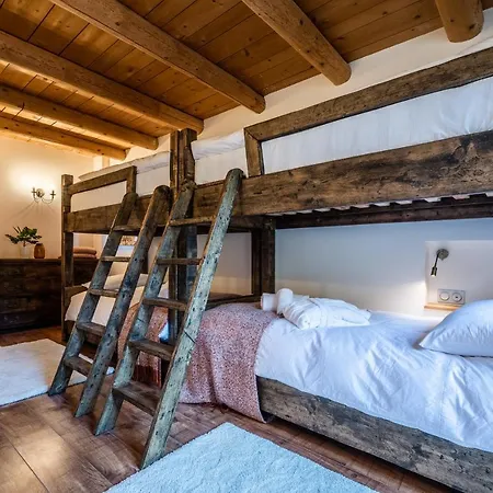 Chalet Chu Lo Dou Le Praz - By Emerald Chalet