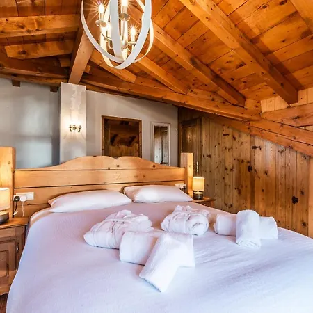 Chalet Chu Lo Dou Le Praz - By Emerald