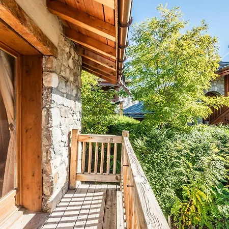 Chalet Chou Lo Dou Le Praz - By Emerald Chalet
