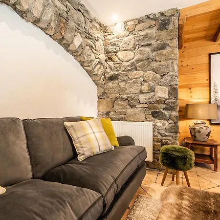 Chalet Chou Lo Dou Le Praz - By Emerald Chalet Courchevel
